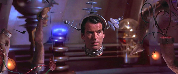 MARS ATTACKS! - Pierce Brosnan